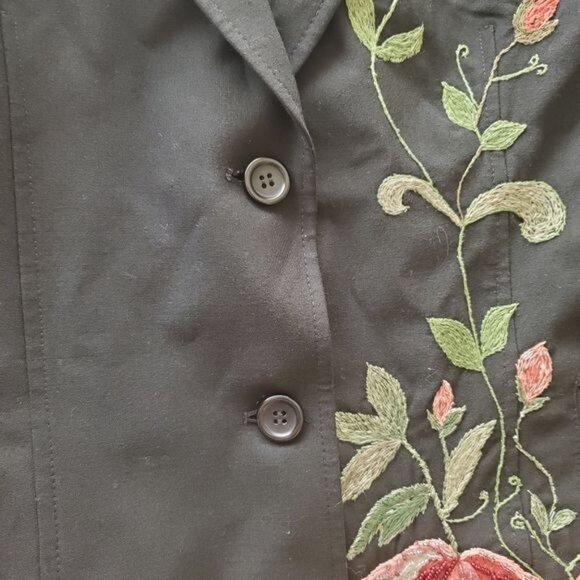 Express Design Studio womens Black Blazer Sz 6 small embroidered 2 buttons fair - Picture 9 of 15